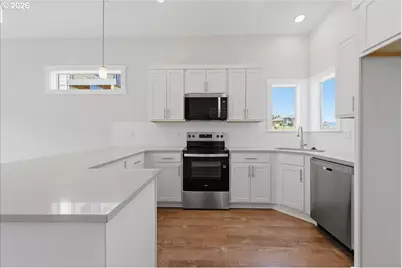 1425 2nd St, Columbia City, OR 97018 - Photo 7