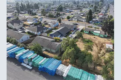 3716 E St, Springfield, OR 97478 - Photo 21