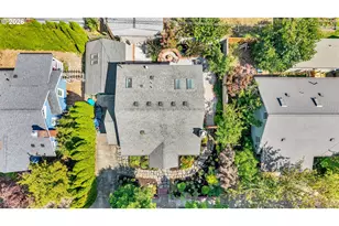39 Ash St, Eugene, OR 97402 - Photo 45