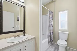 13517 SE Pardee Dr, Portland, OR 97236 - Photo 21