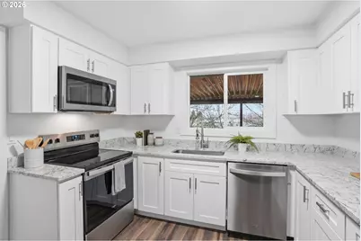 17745 NE Wasco St, Portland, OR 97230 - Photo 25