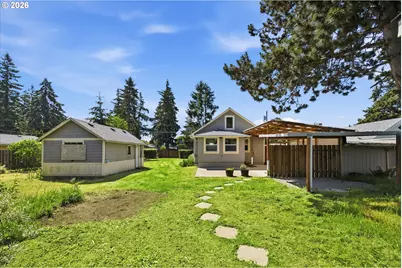 8327 SE Clatsop St, Portland, OR 97266 - Photo 31