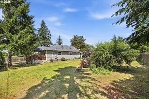 8327 SE Clatsop St, Portland, OR 97266 - Photo 31
