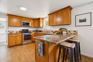 8327 SE Clatsop St, Portland, OR 97266 - Photo 11