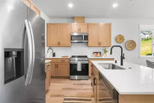 6802 NE 15th Ct, Vancouver, WA 98665 - Photo 5