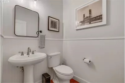 8229 N Edison St, Portland, OR 97203 - Photo 17