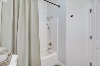 8229 N Edison St, Portland, OR 97203 - Photo 27