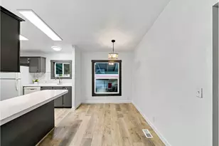 15768 SE Powell Blvd, Portland, OR 97236 - Photo 7