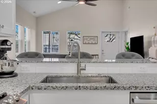 6411 SE 94th Ave, Portland, OR 97266 - Photo 13