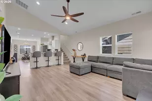 6411 SE 94th Ave, Portland, OR 97266 - Photo 7