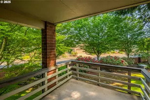 15035 NE Sacramento St, Portland, OR 97230 - Photo 29