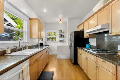 5519 NE Alameda St, Portland, OR 97213 - Photo 3