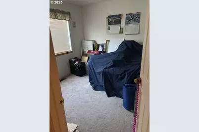 204 3rd St, La Grande, OR 97850 - Photo 7