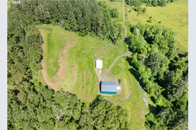 1755 NE Newton Creek Dr, Roseburg, OR 97470 - Photo 23