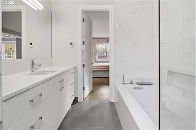 2254 Knaus Rd, Lake Oswego, OR 97034 - Photo 25