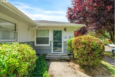 1026 SE Nehalem St, Portland, OR 97202 - Photo 3