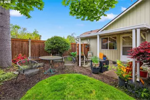399 N 72nd Pl, Springfield, OR 97478 - Photo 25