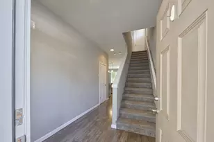 2301 NE 139th Cir, Vancouver, WA 98686 - Photo 3