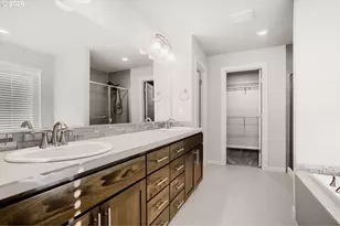 8833 N Appleton Cir, Camas, WA 98607 - Photo 11