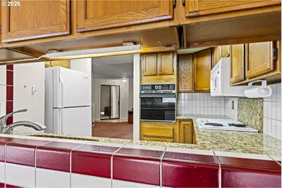 3324 NE 29th St, Gresham, OR 97030 - Photo 9