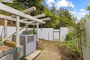 3324 NE 29th St, Gresham, OR 97030 - Photo 27