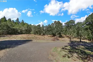 31145 Kenady Ln, Cottage Grove, OR 97424 - Photo 7