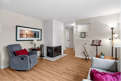 13520 SW Devonshire Dr, Beaverton, OR 97005 - Photo 5