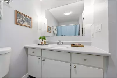 358 Cervantes Cir, Lake Oswego, OR 97035 - Photo 21