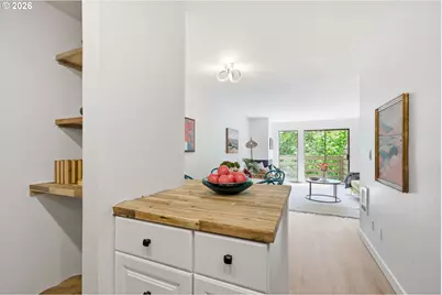 358 Cervantes Cir, Lake Oswego, OR 97035 - Photo 11