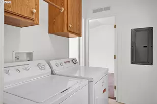 700 N Mill St, Creswell, OR 97426 - Photo 17