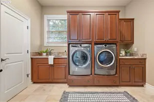 3689 Marcella Dr, Eugene, OR 97408 - Photo 21