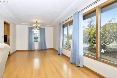 571 NW Wade St, Estacada, OR 97023 - Photo 41