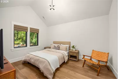 6040 Lakeview Blvd, Lake Oswego, OR 97035 - Photo 27