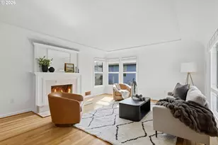 928 9th St, Washougal, WA 98671 - Photo 3