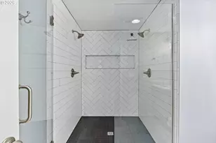 24705 Parkside Dr, Veneta, OR 97487 - Photo 23