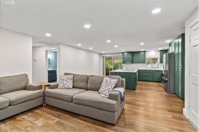 24705 Parkside Dr, Veneta, OR 97487 - Photo 15