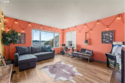 601 N Tomahawk Island Dr, Portland, OR 97217 - Photo 35