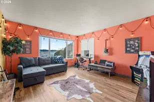 601 N Tomahawk Island Dr, Portland, OR 97217 - Photo 35