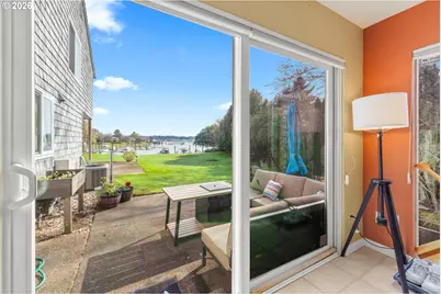 601 N Tomahawk Island Dr, Portland, OR 97217 - Photo 5