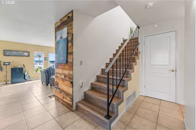 601 N Tomahawk Island Dr, Portland, OR 97217 - Photo 39