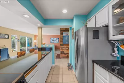 601 N Tomahawk Island Dr, Portland, OR 97217 - Photo 13