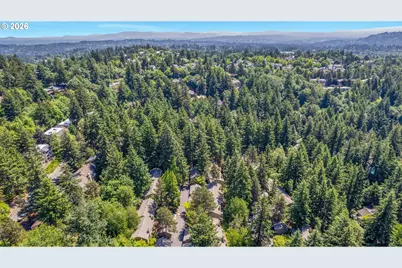 58 Cervantes Cir #8D, Lake Oswego, OR 97035 - Photo 47