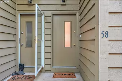 58 Cervantes Cir #8D, Lake Oswego, OR 97035 - Photo 3