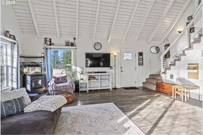 3142 44th St, Washougal, WA 98671 - Photo 5