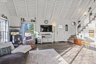 3142 44th St, Washougal, WA 98671 - Photo 5