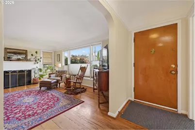 1930 SE Bybee Blvd, Portland, OR 97202 - Photo 3