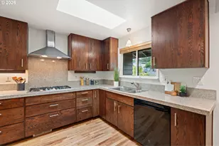 10350 NW Flotoma Dr, Portland, OR 97229 - Photo 15