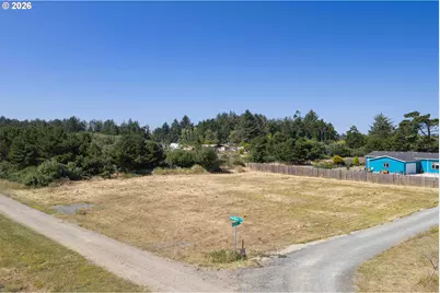 Highland, Bandon, OR 97411 - Photo 13
