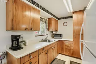 3921 E 16th St, Vancouver, WA 98661 - Photo 9