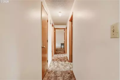 3921 E 16th St, Vancouver, WA 98661 - Photo 13